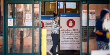 Hospitals prep for 3rd wave of COVID-19 due to rise in variant numbers