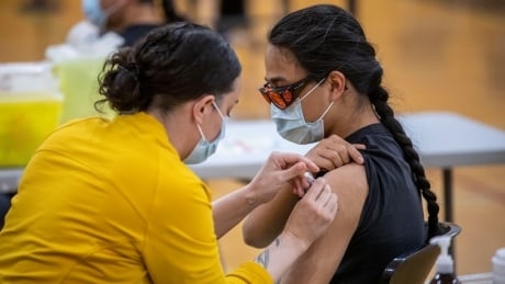 B.C. records 840 new cases of COVID-19 but no additional deaths