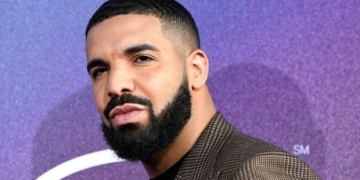 Police arrest woman after disturbance outside Drake's mansion in Toronto