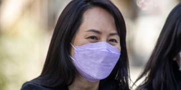 Meng Wanzhou lawyer attacks 'shoddy' notes of RCMP, CBSA officers as 'travesty'