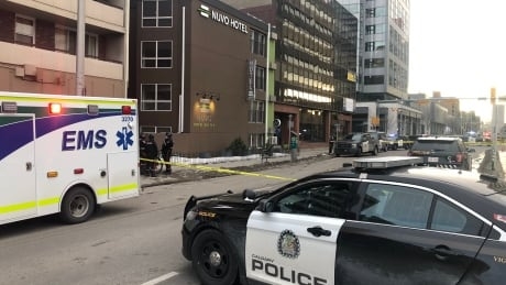 1 person dead after being shot by officers in Calgary's Beltline
