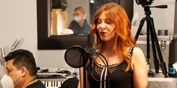 Surrey singer scores Guiness world record after hitting lowest low