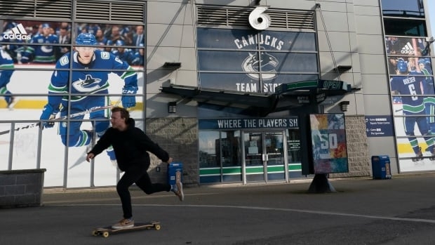 Vancouver Canucks season restart suffers setback