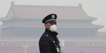 China and US pledge climate change commitment