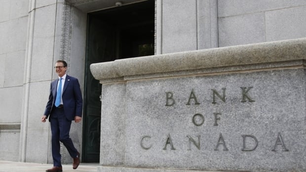Bank of Canada keeps benchmark rate at record low