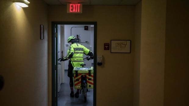 B.C. paramedics respond to record number of calls for drug poisonings in a single day