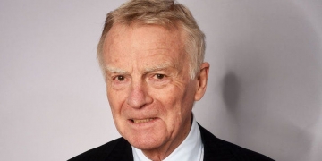 Max Mosley: Privacy campaigner and ex-motorsport boss dies at 81