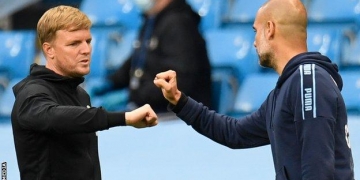 Ex-Bournemouth boss Howe turns down Celtic manager job