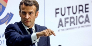 Macron threatens to withdraw French troops from Mali