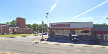 Nashville hat shop faces backlash for selling anti-vaccine Nazi Jewish star