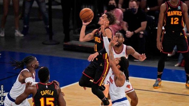 Hawks beat Knicks to take control of series