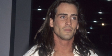 Tarzan actor Joe Lara, 58, presumed dead in plane crash