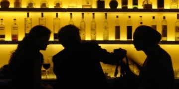 Sexual violence prevention training offered to Victoria's hospitality industry