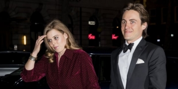Queen's granddaughter Princess Beatrice expecting a baby
