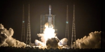 China launches cargo rocket with supplies for its new space station
