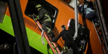 Subway train derails in Mexico City, killing at least 15 and injuring dozens