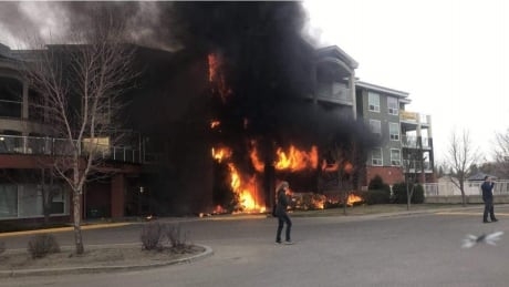 Firefighters battling massive blaze at St. Albert seniors' residence
