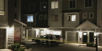 Murder charge laid after 20-year-old fatally shot in Surrey townhome