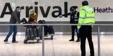 Covid-19: Red list arrivals terminal opens at Heathrow Airport
