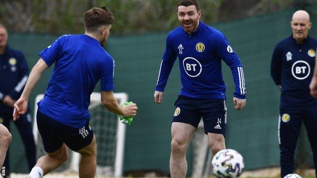 Scotland midfielder Fleck tests positive for Covid-19 at Euro 2020 training camp