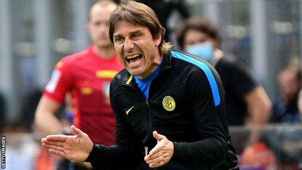 Tottenham make contact with ex-Chelsea boss Conte