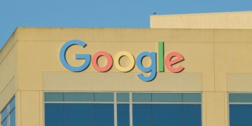 Google diversity head removed over anti-Semitic blog post