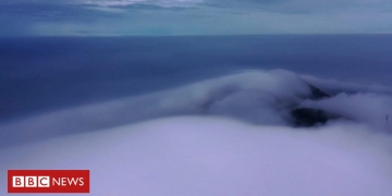 Mysterious-looking fog hides Chinese island