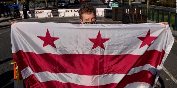 GOP senator blasts DC statehood as 'power grab' in clash with Democratic mayor during hearing