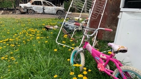 Young brother and sister dead in central Alberta house fire