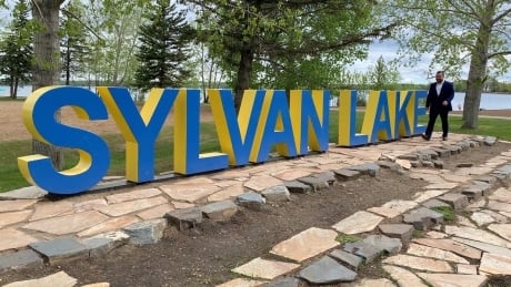 Sylvan Lake encourages weekday visits to avoid crowding