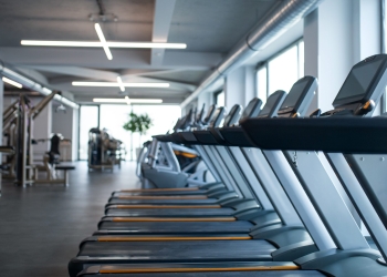 B.C orders gyms, bars and nightclubs closed, sports, movie theatres reduced to 50% seated capacity