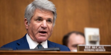 GOP lawmakers call for stronger sanctions against Russia, but are being careful in their criticism of Biden