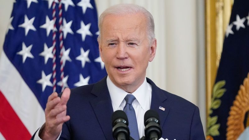 Biden addresses an anxious world as Putin makes nuclear threats