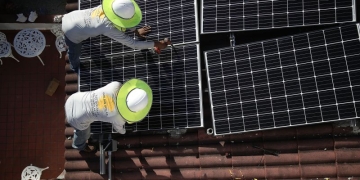 Even before Ukraine crisis, majority of Americans wanted country to prioritize renewable energy development, poll shows