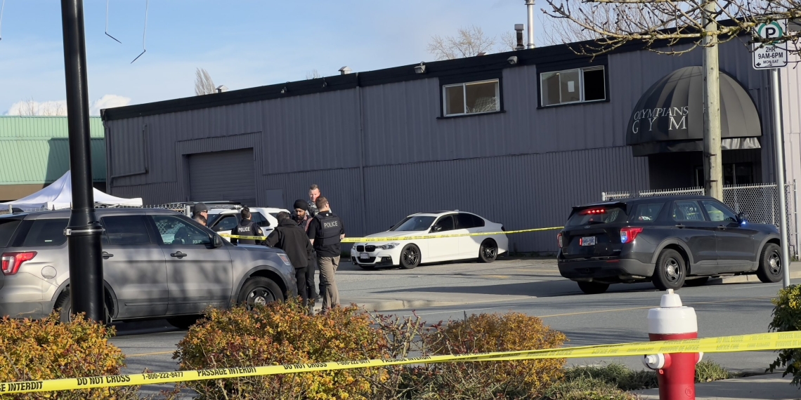 Police Investigating deadly daytime shooting at Maple Ridge Gym