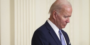 Biden is caught in a storm between Russia and its US prisoners