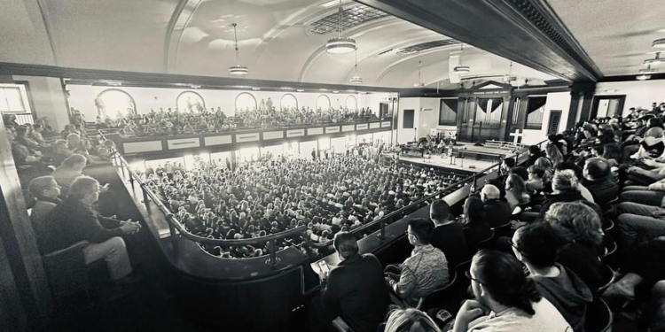 Massive Christian Revival at Asbury University, Going for over 9 days & counting