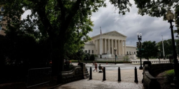 Supreme Court hears arguments on First Amendment cases